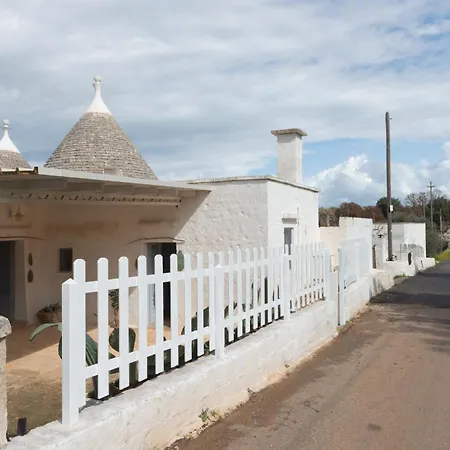 Semesterbostad Trullo Da Nonno Marco Cisternino