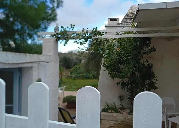 Trullo Da Nonno Marco تْشيستيرنِنو