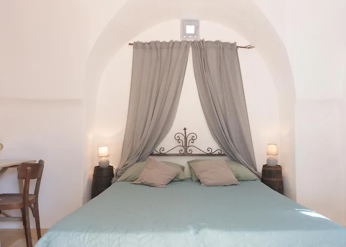 Trullo Da Nonno Marco تْشيستيرنِنو